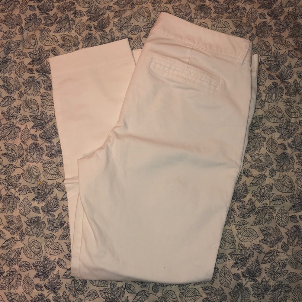 Old Navy Pixie Chinos- like new - Picture 1 of 4
